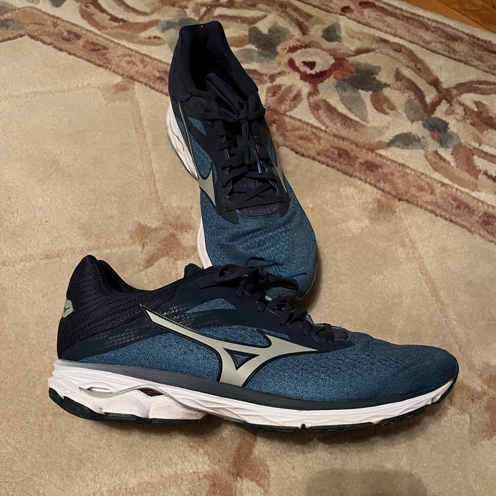 Mens Mizuno Wave Rider 23 Tennis Shoes